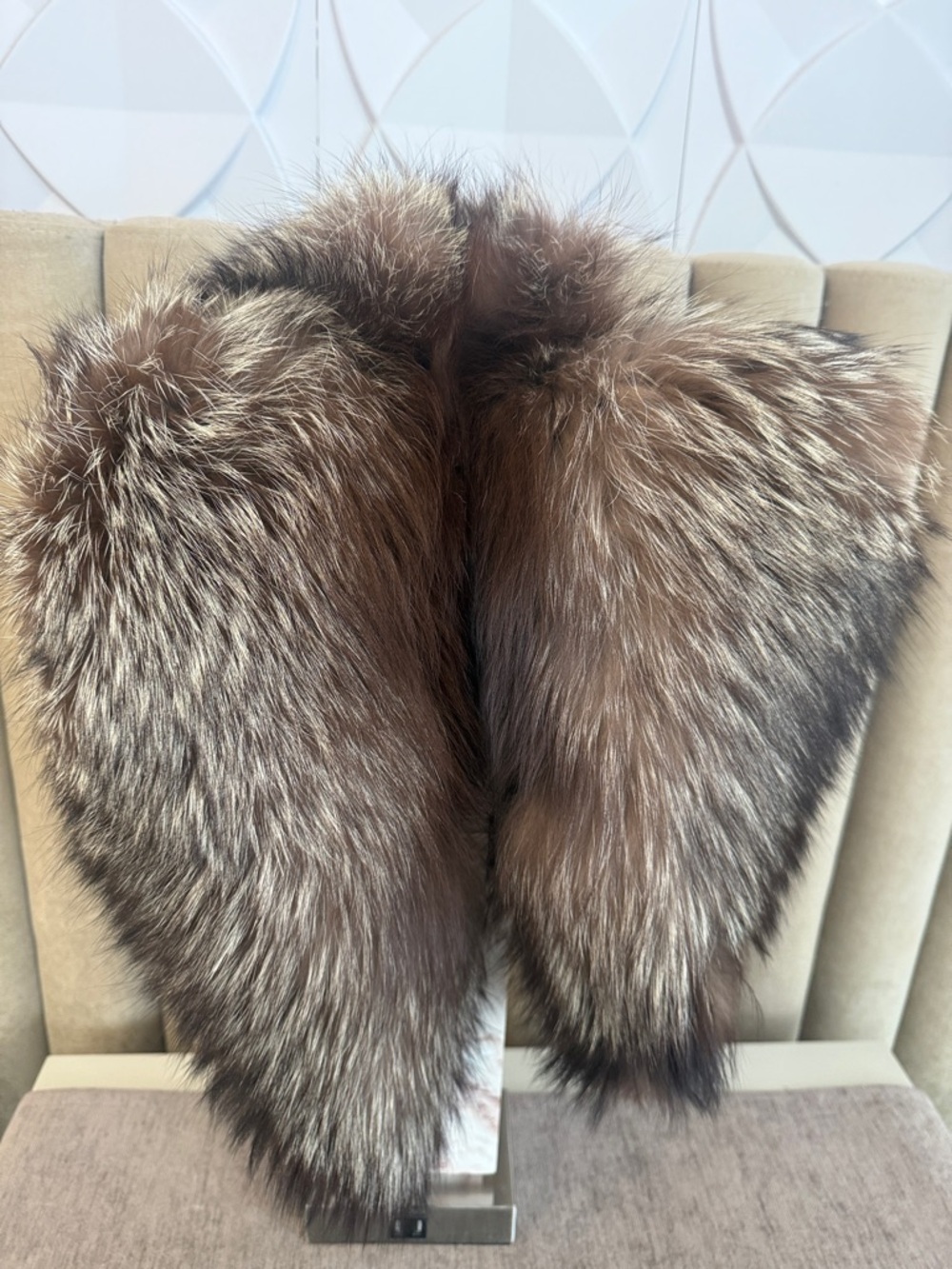 Real Fox fur collar clip on